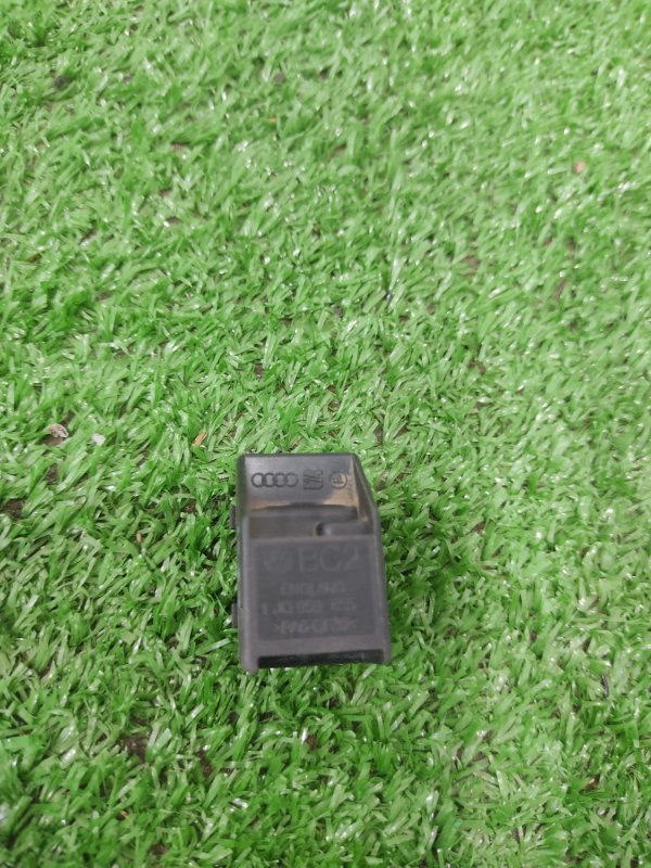 Кнопка стеклоподъемника, 200 рублей, Красноярск