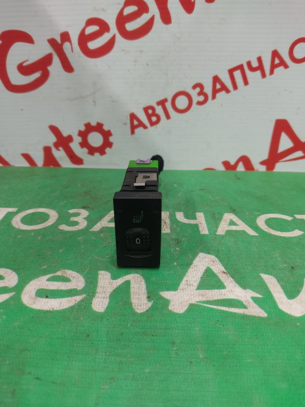 Кнопка обогрева сидений, 900 рублей, Красноярск