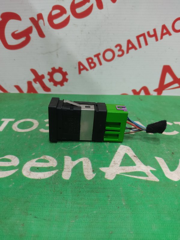 Кнопка обогрева сидений, 900 рублей, Красноярск