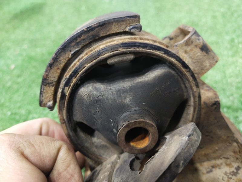 Подушка двигателя, 500 рублей, Красноярск