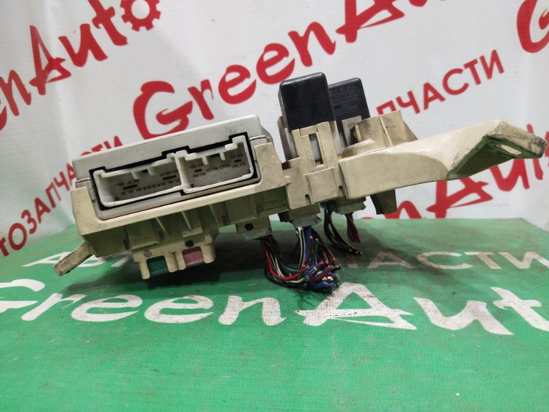 Блок предохранителей салонный, 2000 рублей, Красноярск