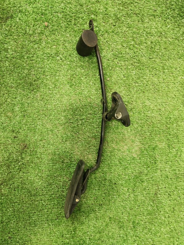 Педаль газа, 200 рублей, Красноярск