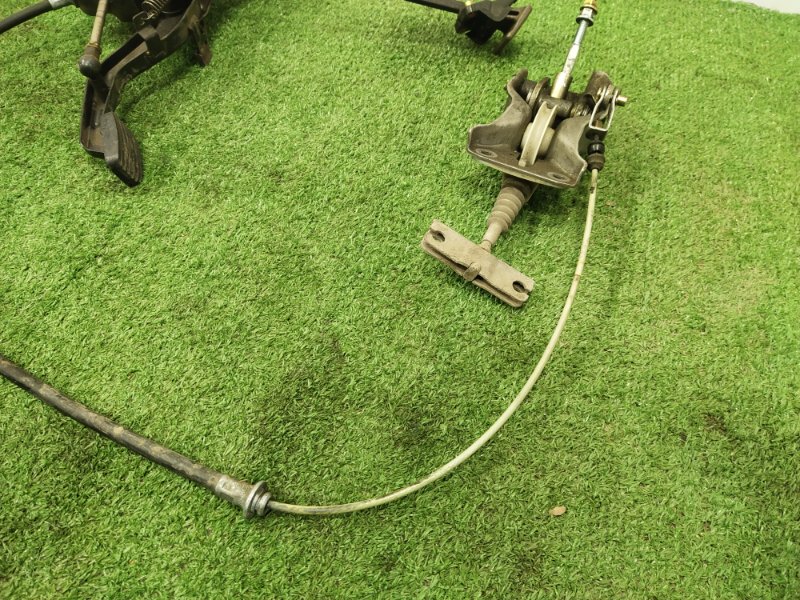 Педаль стояночного тормоза, 500 рублей, Красноярск