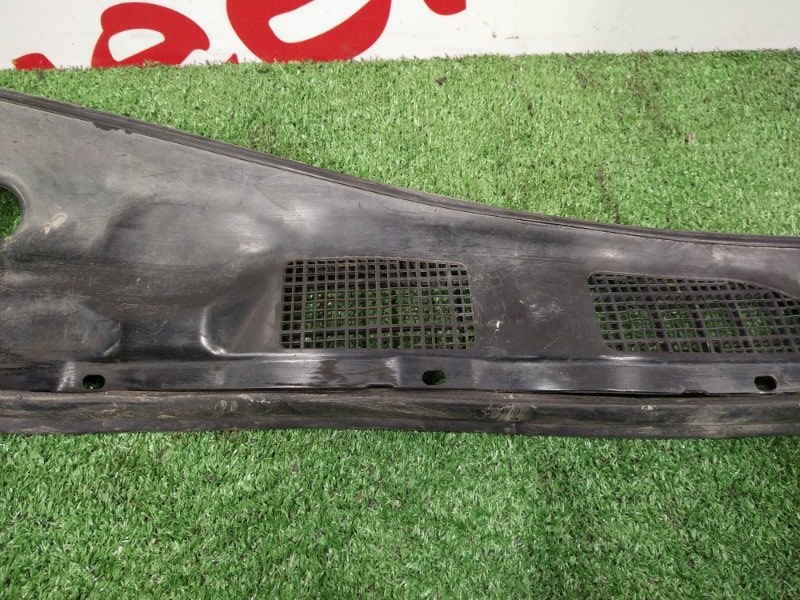 Решетка под лобовое стекло, 200 рублей, Красноярск