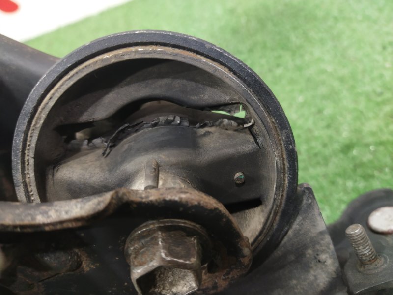 Подушка двигателя, 900 рублей, Красноярск