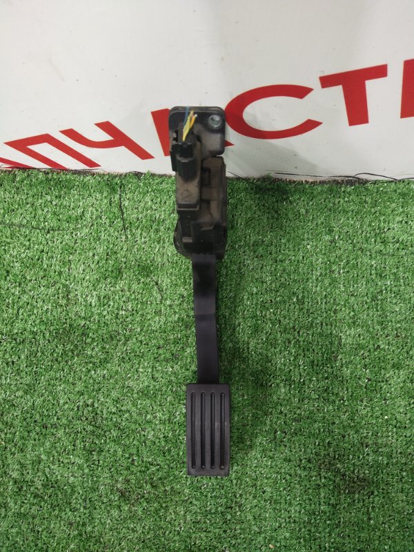 Педаль газа, 1000 рублей, Красноярск