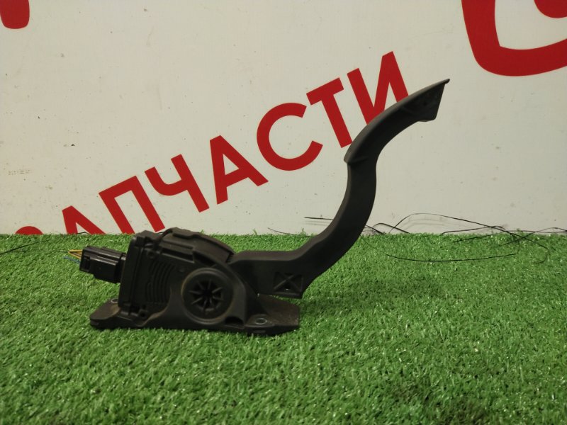 Педаль газа, 1000 рублей, Красноярск