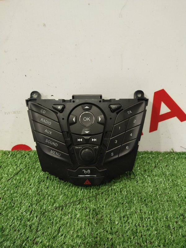 Блок управления магнитолой, 1000 рублей, Красноярск