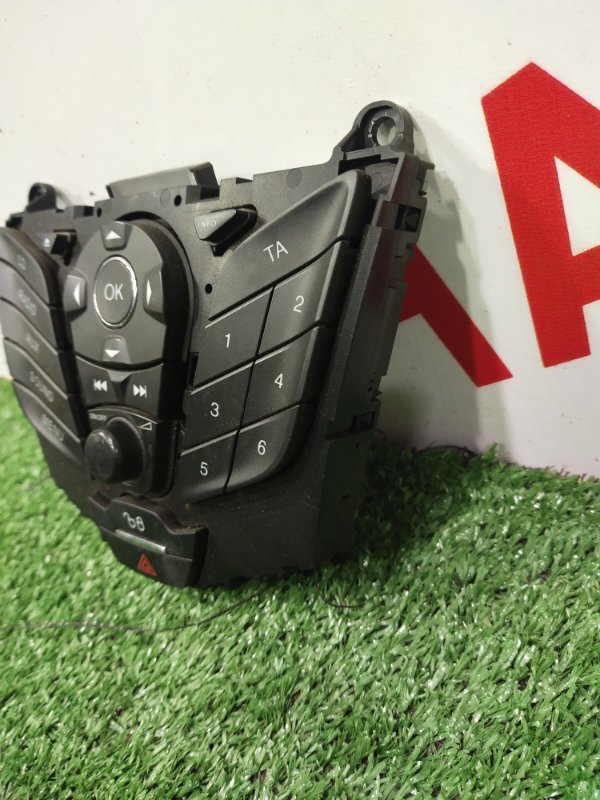 Блок управления магнитолой, 1000 рублей, Красноярск