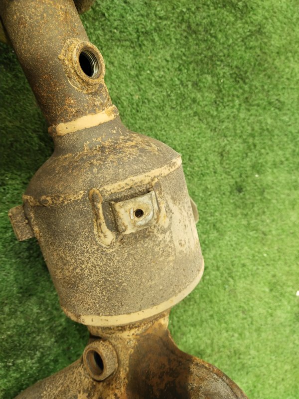 Коллектор выпускной ( катализатор ), 14000 рублей, Красноярск