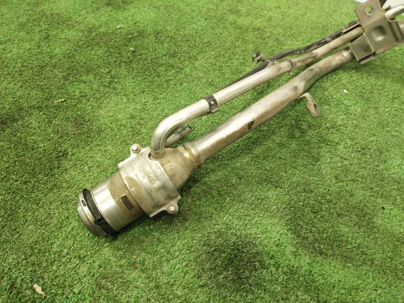 Горловина топливного бака, 2000 рублей, Красноярск