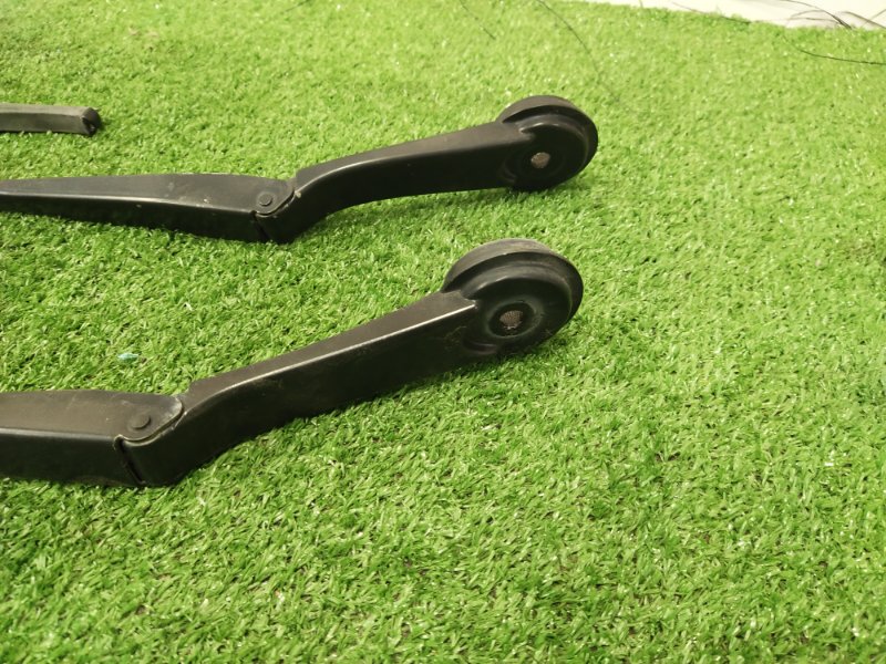 Дворник лобового стекла, 1500 рублей, Красноярск