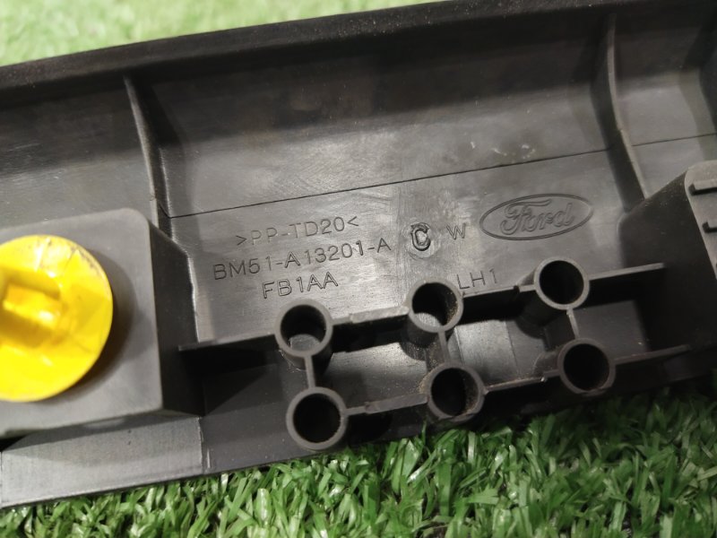 Накладка на порог салона, 300 рублей, Красноярск