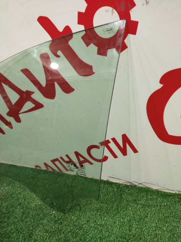 Стекло боковое, 1700 рублей, Красноярск