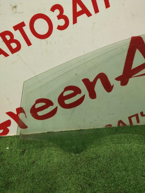 Стекло боковое, 1700 рублей, Красноярск