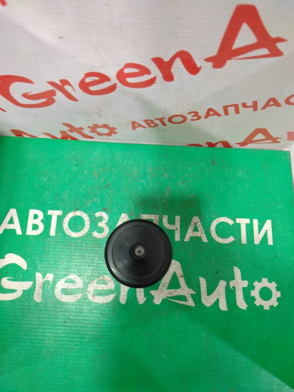 Болт крепления запасного колеса, 1000 рублей, Красноярск