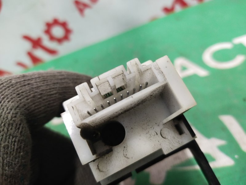 Блок управления зеркалами, 500 рублей, Красноярск