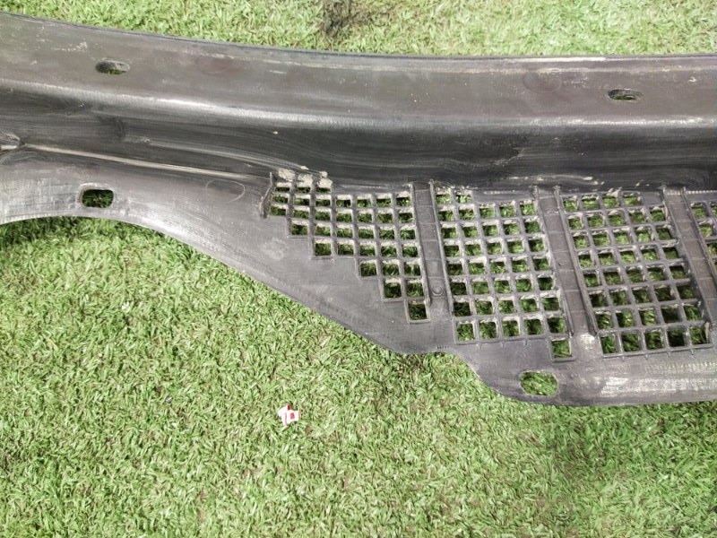 Решетка под лобовое стекло, 800 рублей, Красноярск