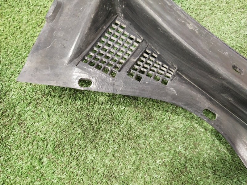 Решетка под лобовое стекло, 800 рублей, Красноярск