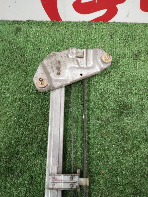 Стеклоподъемник, 1000 рублей, Красноярск