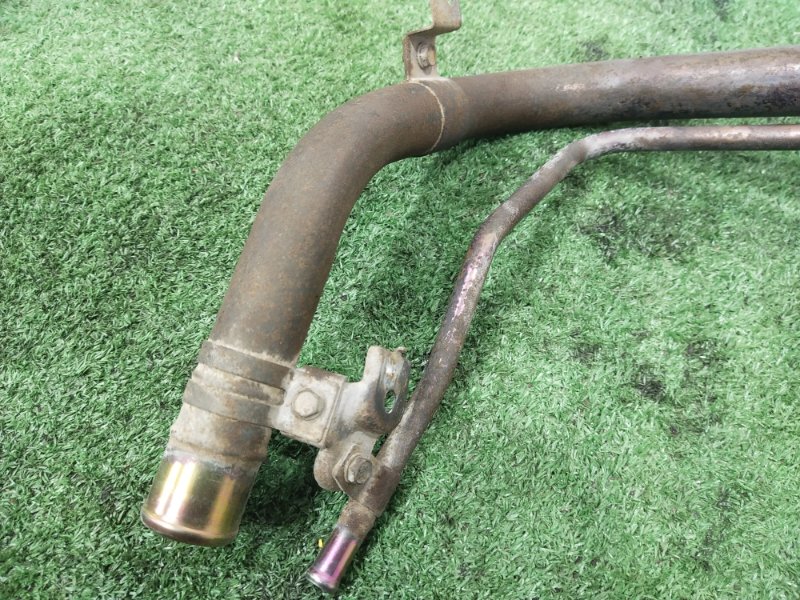 Горловина топливного бака, 500 рублей, Красноярск