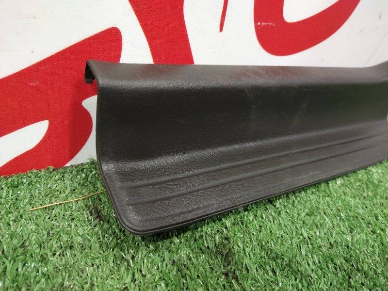 Накладка на порог салона, 500 рублей, Красноярск