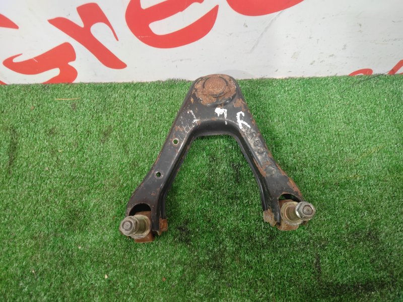 Рычаг подвески верхний, 1500 рублей, Красноярск