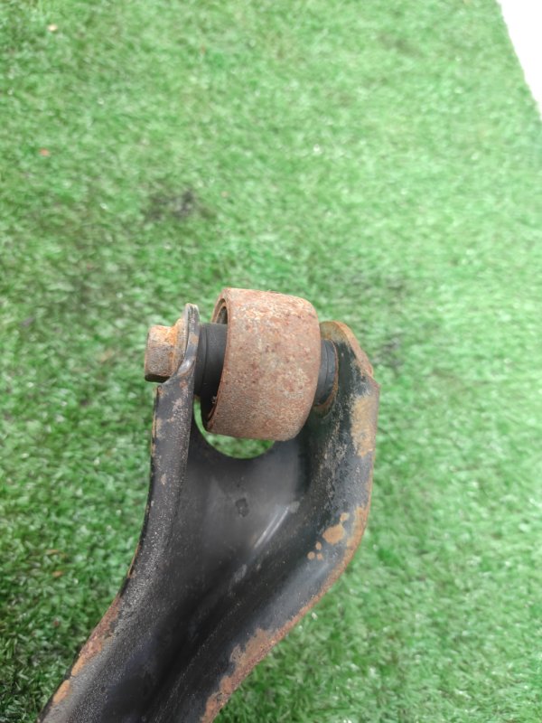 Рычаг подвески верхний, 1500 рублей, Красноярск