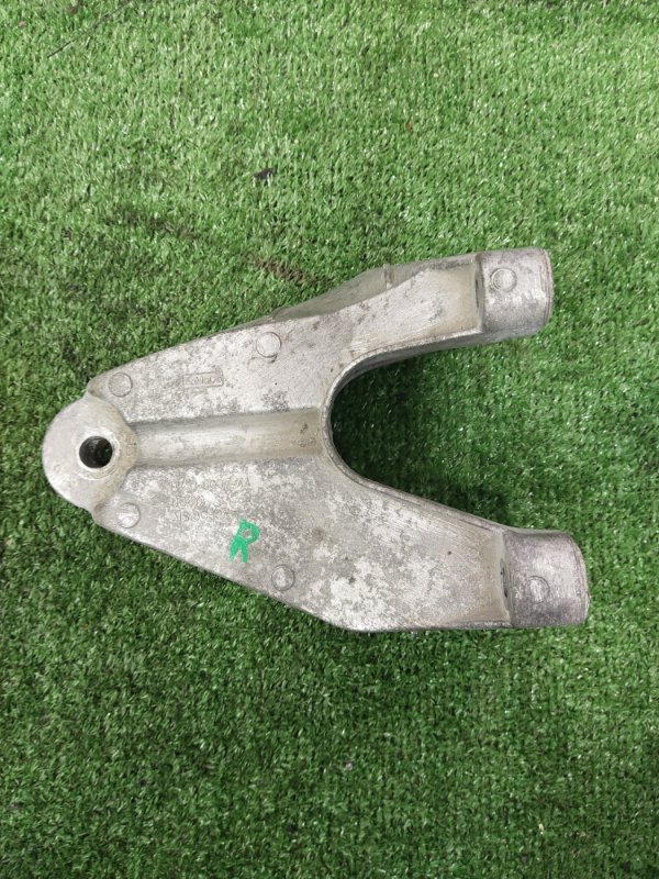 Кронштейн двигателя, 1500 рублей, Красноярск