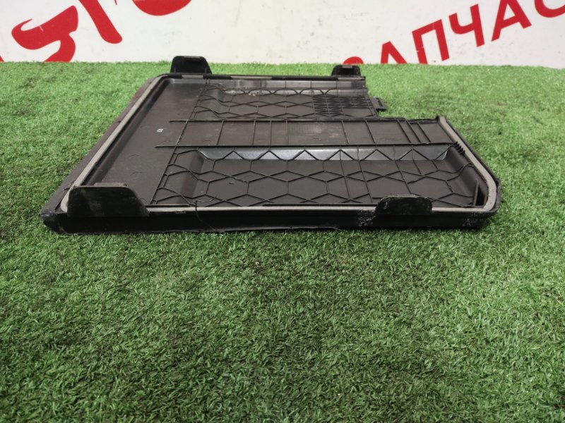 Крышка аккумулятора, 1000 рублей, Красноярск