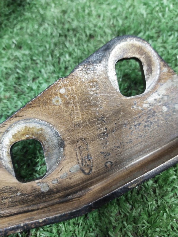 Петля капота, 2000 рублей, Красноярск