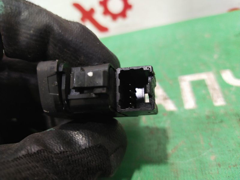 Кнопка центрального замка, 400 рублей, Красноярск