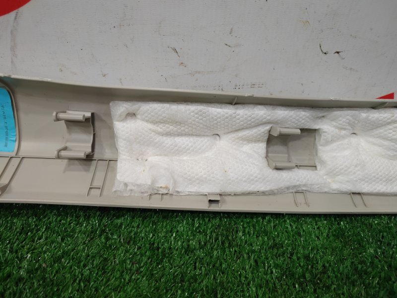 Накладка стойки лобового стекла, 900 рублей, Красноярск