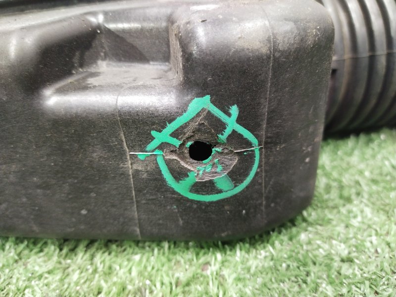 Патрубок воздушного фильтра, 2000 рублей, Красноярск