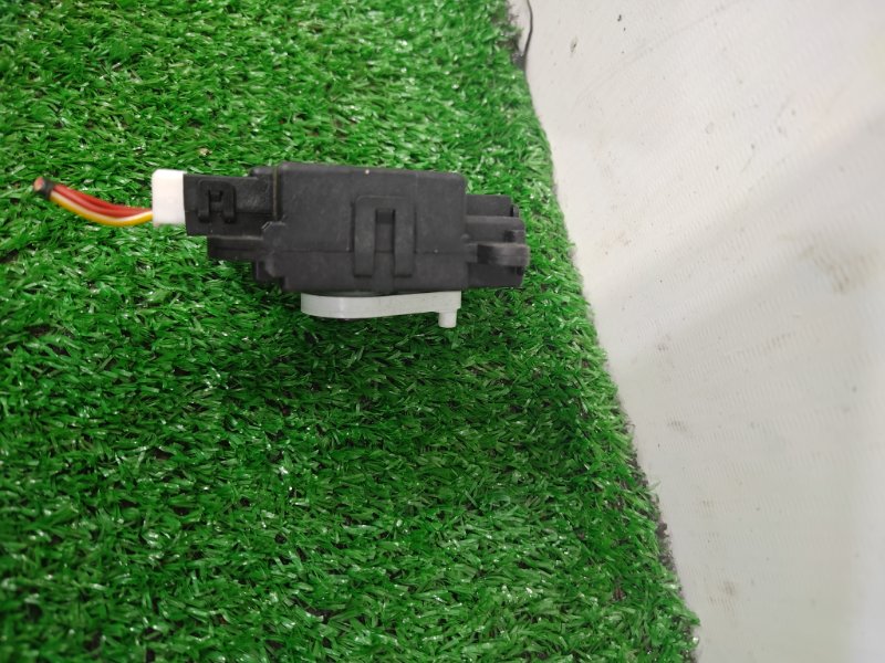 Сервопривод заслонок печки, 1000 рублей, Красноярск