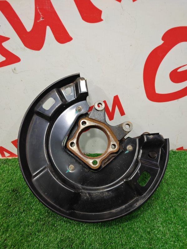 Кулак поворотный, 8000 рублей, Красноярск