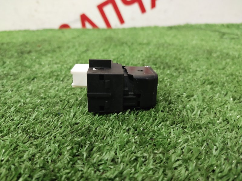 Кнопка стояночного тормоза, 1000 рублей, Красноярск