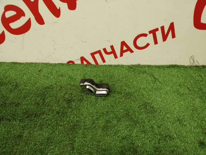 Кнопка регулировки сиденья, 2000 рублей, Красноярск