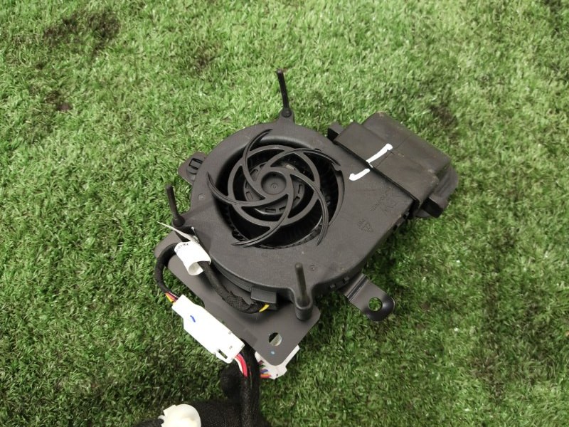 Мотор регулировки сиденья, 6000 рублей, Красноярск