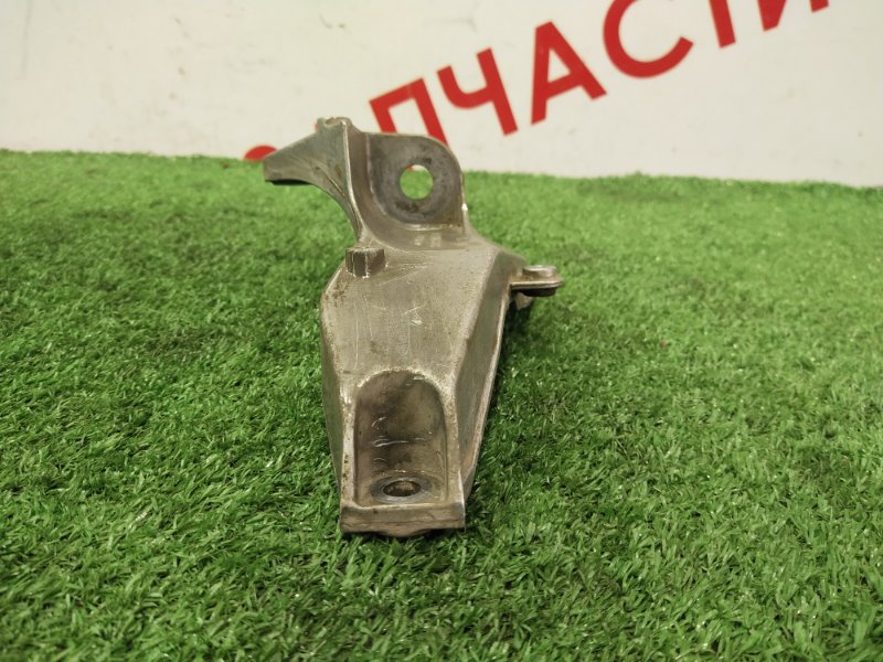 Кронштейн КПП, 1000 рублей, Красноярск