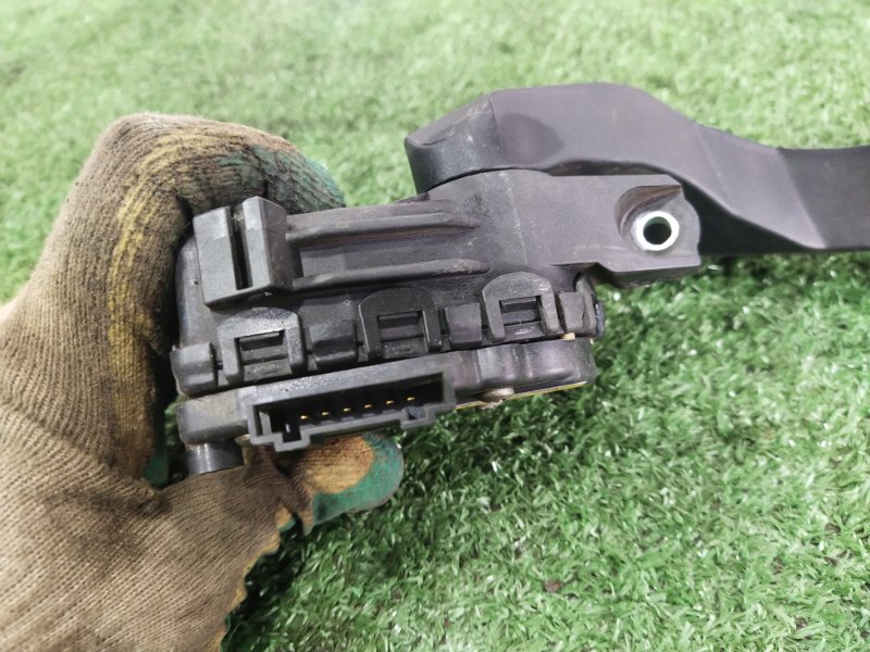 Педаль газа, 1300 рублей, Красноярск