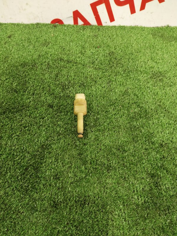 Концевик педали тормоза, 500 рублей, Красноярск