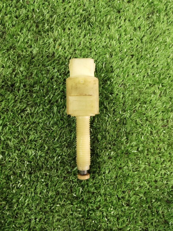 Концевик педали тормоза, 500 рублей, Красноярск