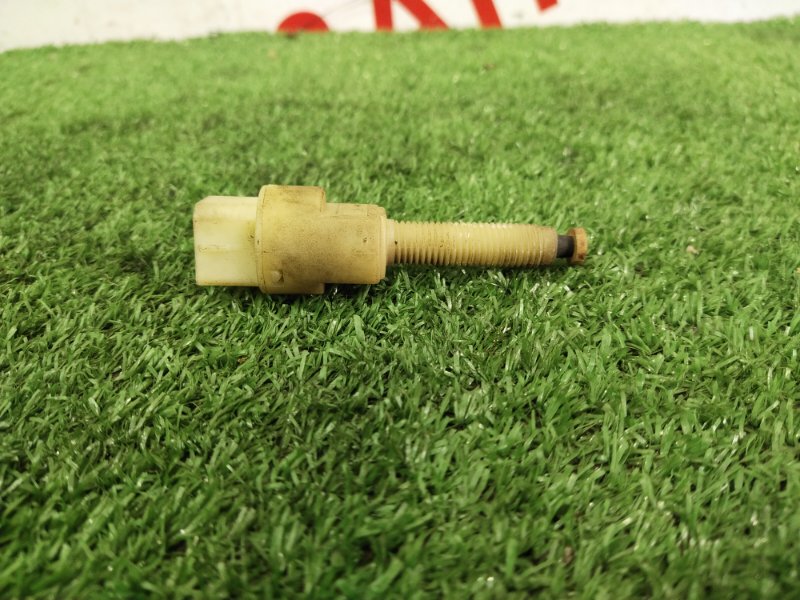 Концевик педали тормоза, 500 рублей, Красноярск