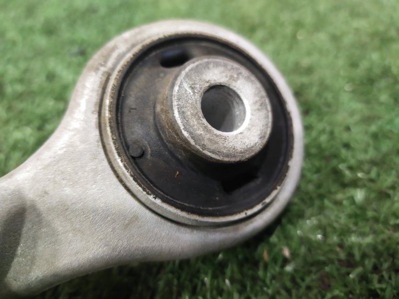 Рычаг подвески верхний, 500 рублей, Красноярск