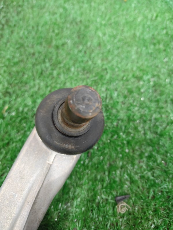 Рычаг подвески верхний, 500 рублей, Красноярск