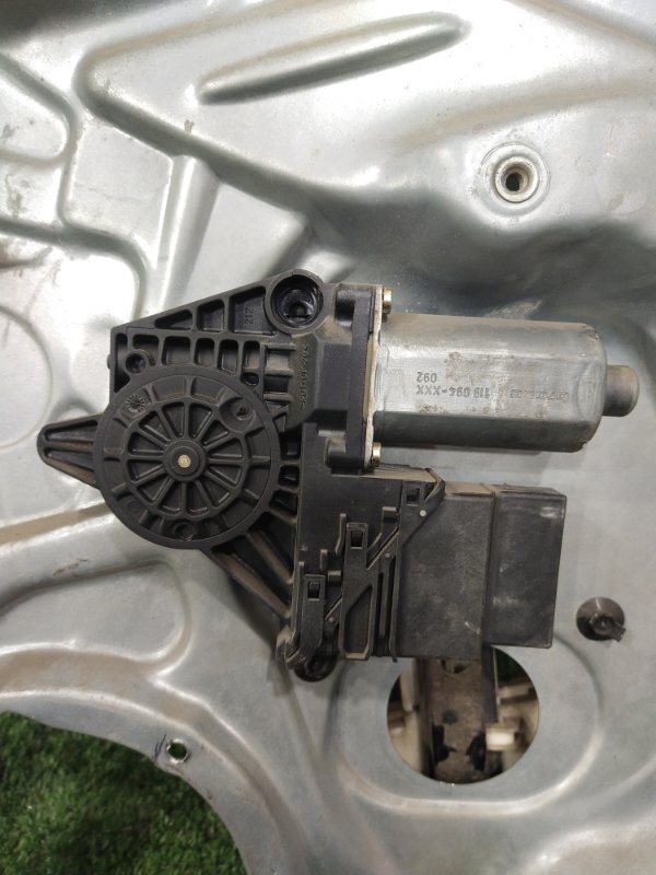 Стеклоподъемник, 2000 рублей, Красноярск