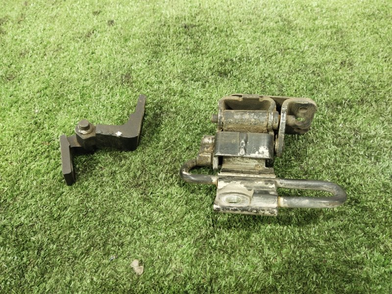 Петля двери, 1000 рублей, Красноярск