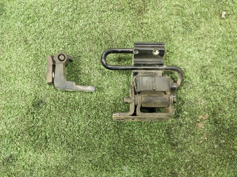 Петля двери, 500 рублей, Красноярск