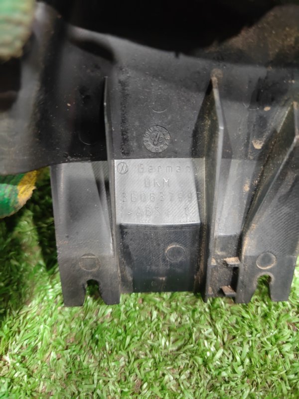 Накладка крепления зеркала, 500 рублей, Красноярск